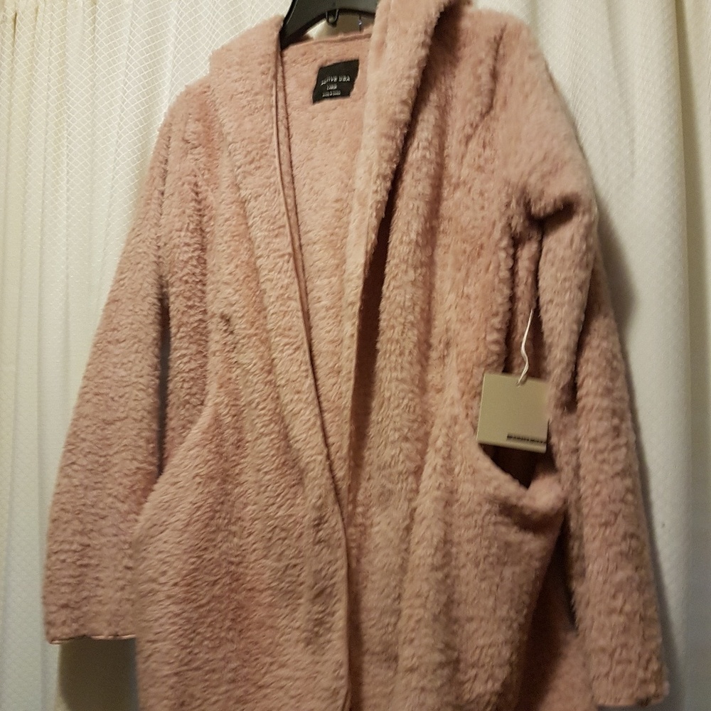 ONE LEFT! MED.  Blush Fuzzy  Hooded Cardigan - Picture 5 of 6